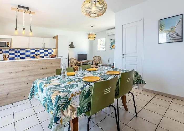 2 Bedroom Gorgeous In Serignan *